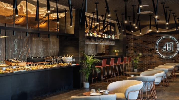 Axel Hotel Bilbao – Adults Only