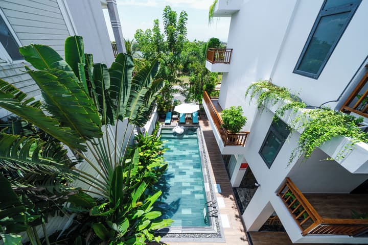 Palm River Boutique