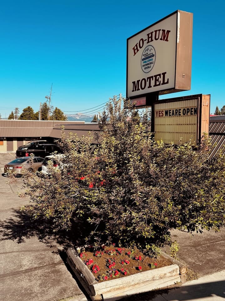 Ho Hum Motel