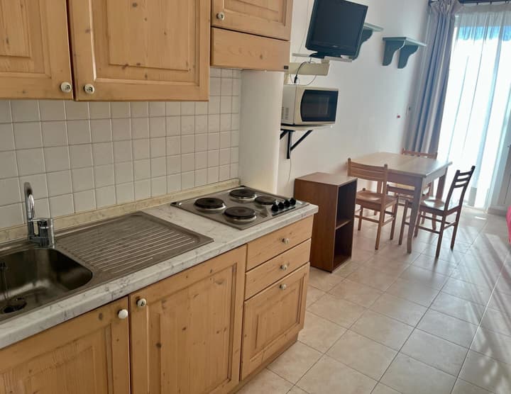 Pietra Ligure Beach Residence for 4