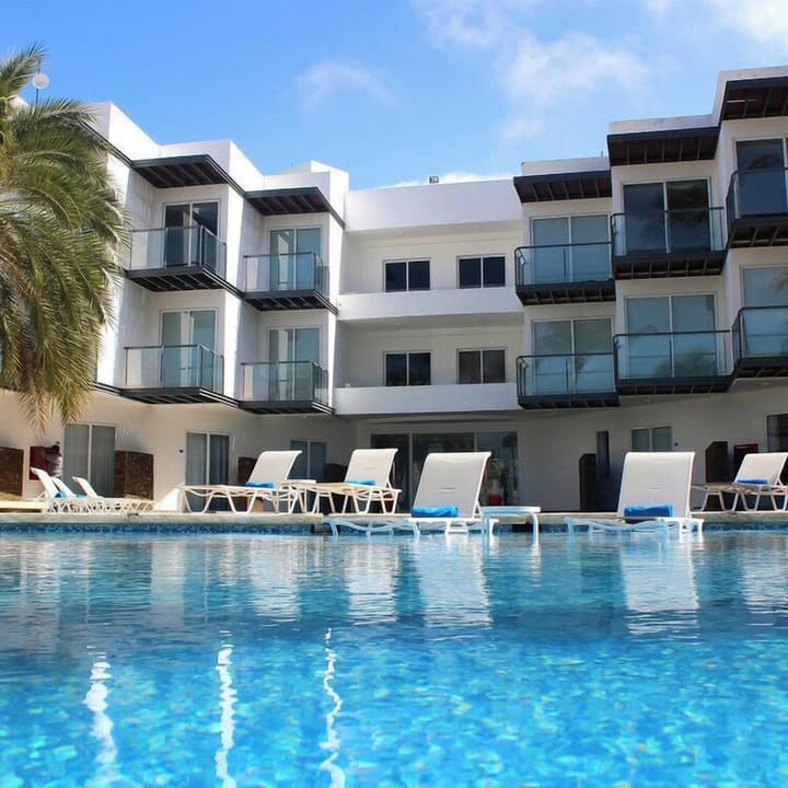 Hotel Paradise Oasis
