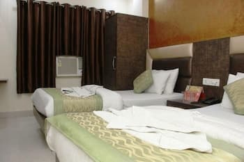 Del Fox Hotel New Delhi - Just a Minute Away From New Delhi Railway Station and Connaught Place