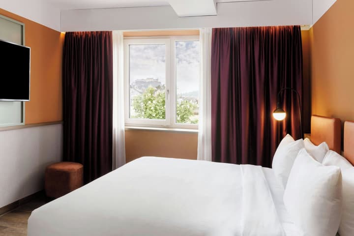 The Passenger, a Tribute Portfolio Hotel