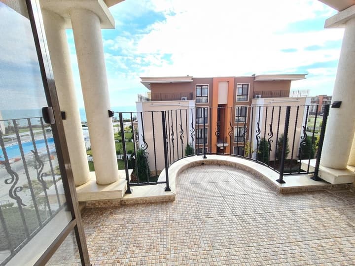 Private Apartments in Premier Fort Beach Sveti Vlas
