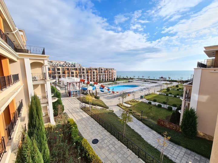 Private Apartments in Premier Fort Beach Sveti Vlas