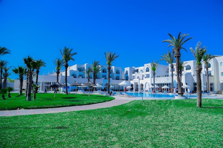 Aljazira Beach & Spa