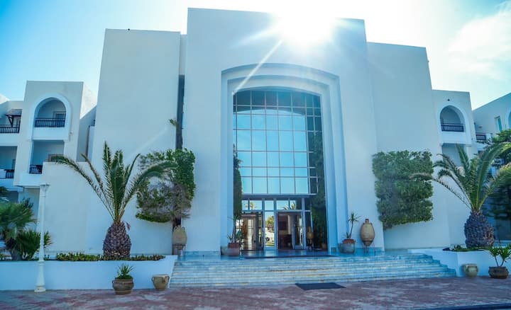 Aljazira Beach & Spa