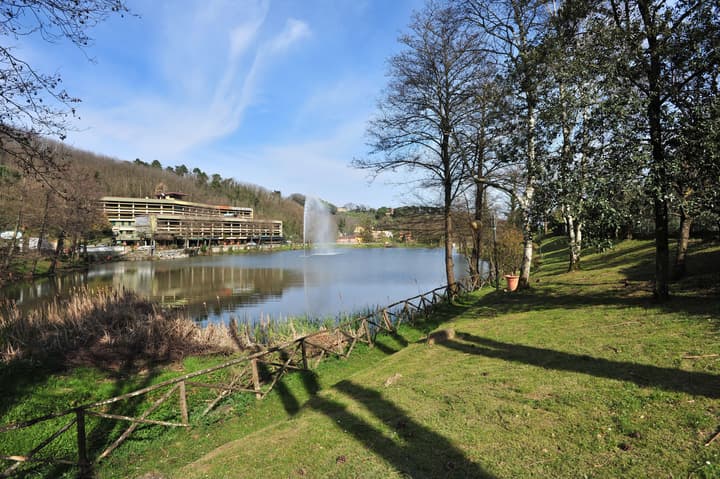 Hotel Lago Verde