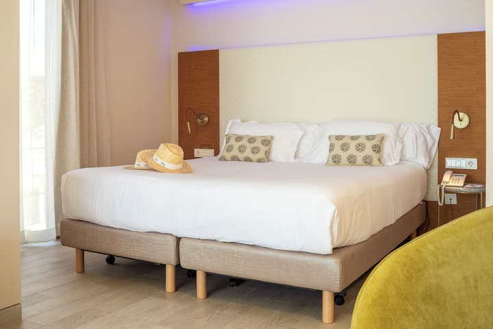 Melbeach Hotel & Spa - Adults Only