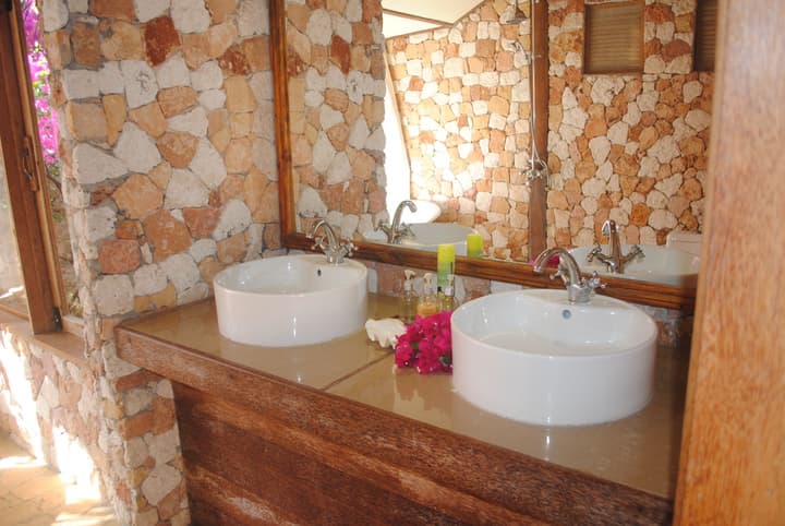 Seasons Lodge Zanzibar