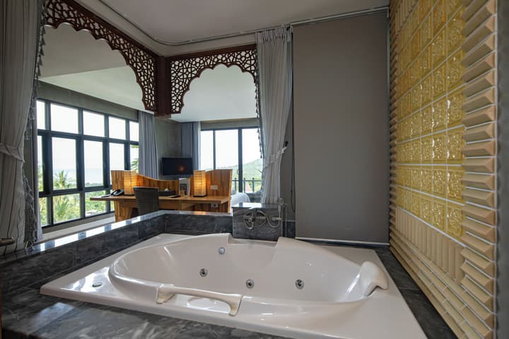 The Tarna Resort, Koh Tao