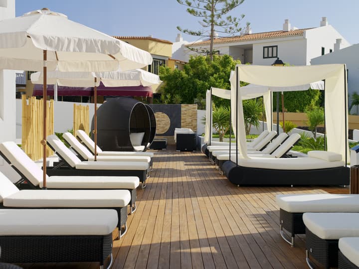 Regency Torviscas Apartments Suites