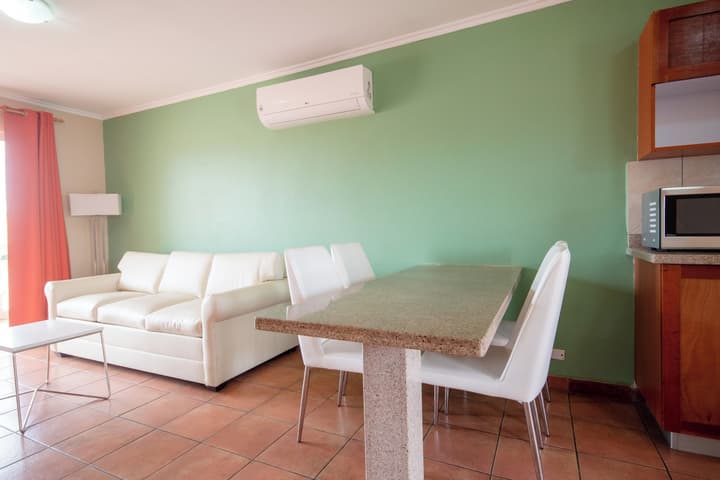 Punto di Oro Residences