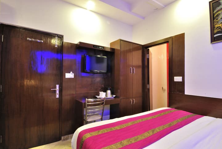 Hotel Nirmal Mahal by Sushant Travels