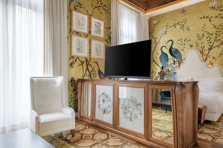 Cotton House Hotel, Autograph Collection