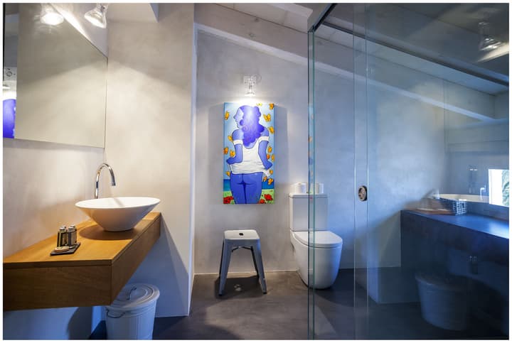 Cheap & Chic Hotel