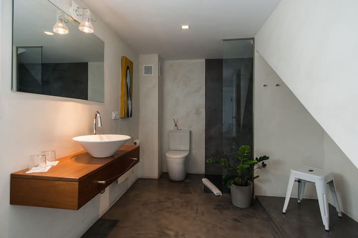 Cheap & Chic Hotel