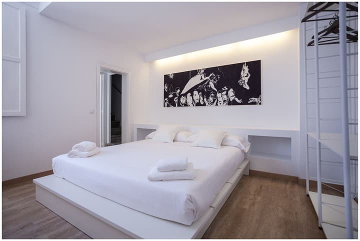 Cheap & Chic Hotel