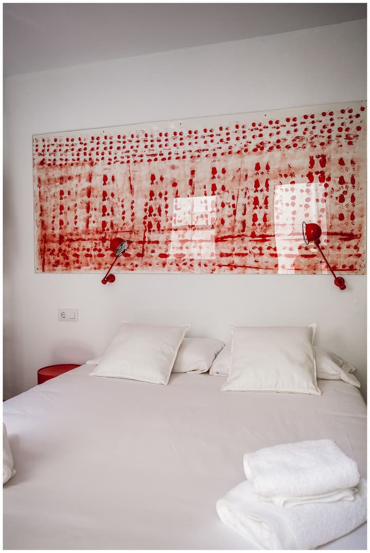 Cheap & Chic Hotel