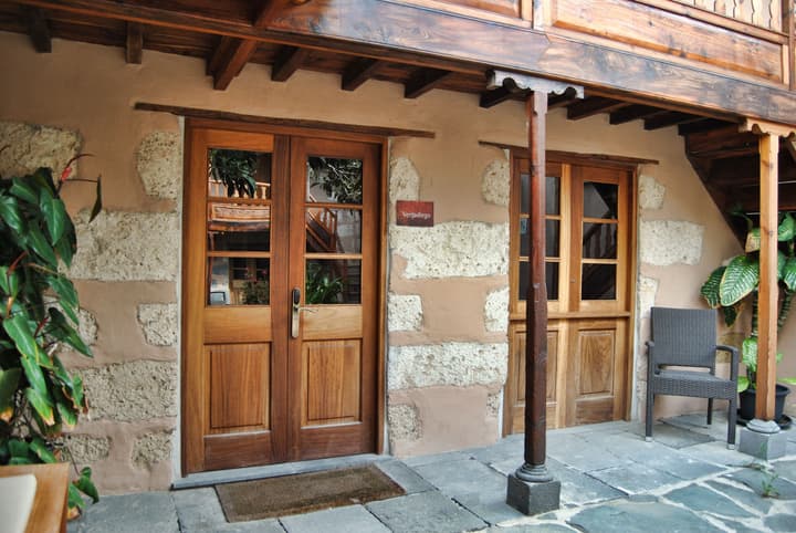 Hotel Rural El Mondalón