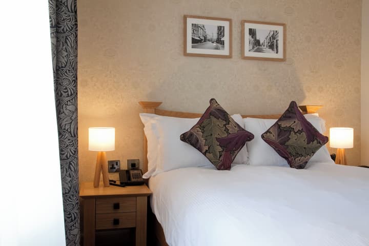 Vanbrugh House Hotel