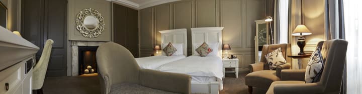 Vanbrugh House Hotel