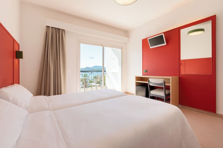 The Red Hotel by Ibiza Feeling - Adults only