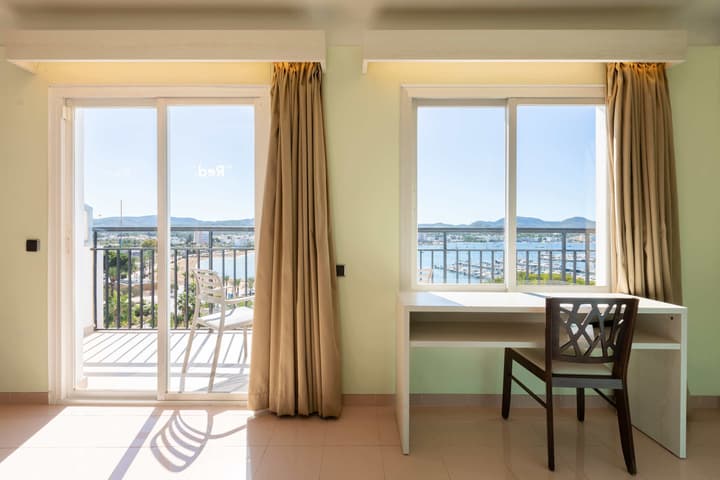 The Red Hotel by Ibiza Feeling - Adults only