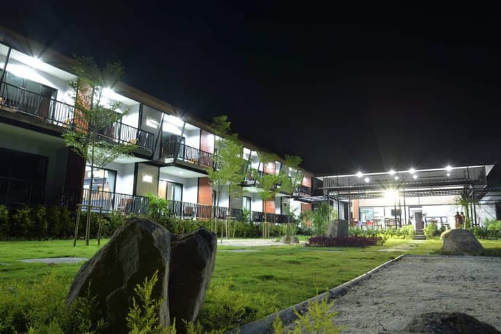 The Breeze Lipe Resort
