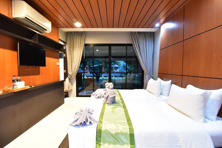 The Breeze Lipe Resort