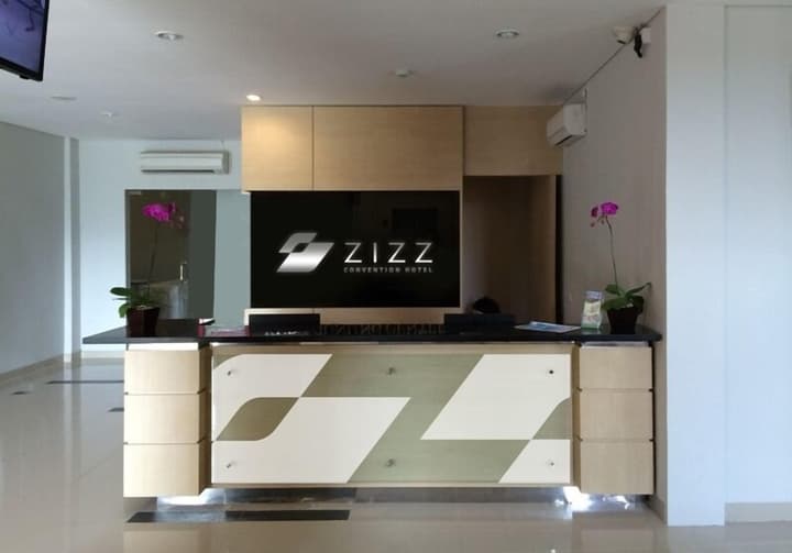 Zizz Convention Hotel
