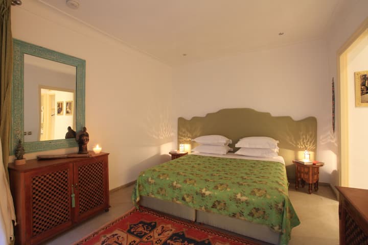 Riad Infinity Sea