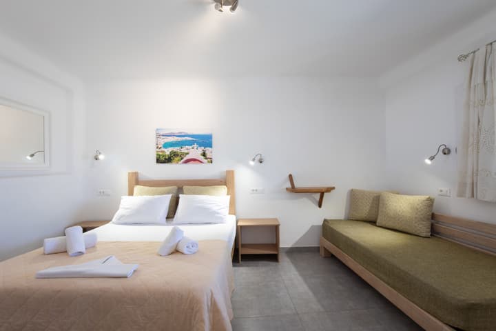 Alexandros Mykonos
