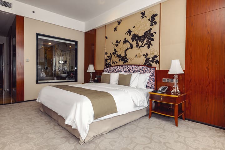 Hotels & Preference Hualing Tbilisi