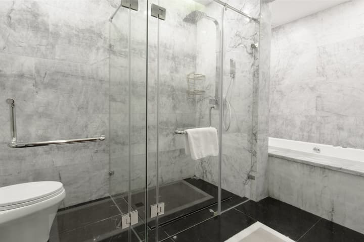 Hotels & Preference Hualing Tbilisi