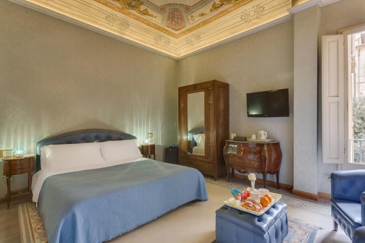 Cavour 10