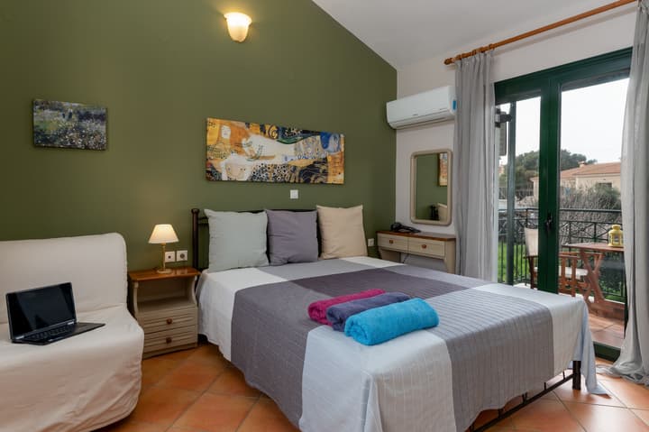 Koxyli Village Studios & Apartments