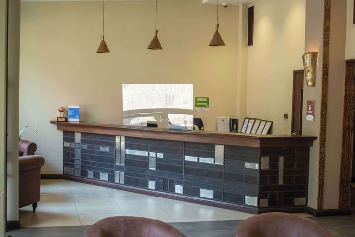 Heri Heights Hotel Apartments, SureStay Collection by BW