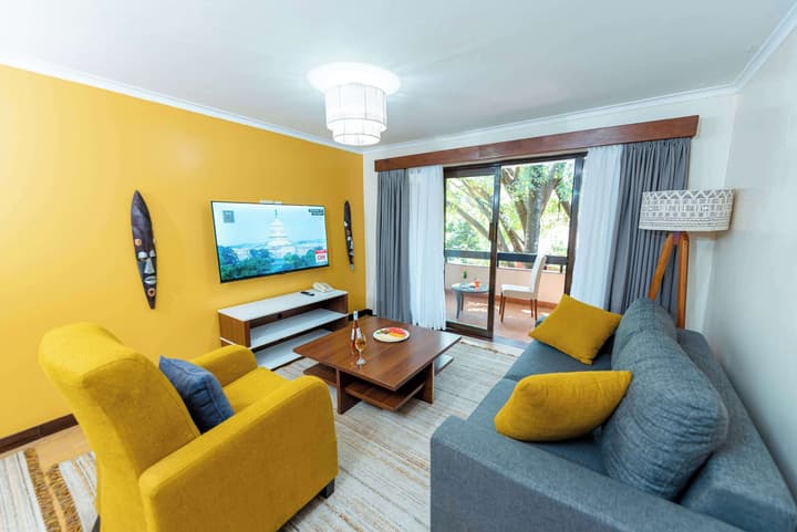 Heri Heights Hotel Apartments, SureStay Collection by BW