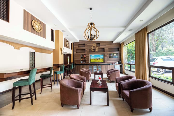 Heri Heights Hotel Apartments, SureStay Collection by BW