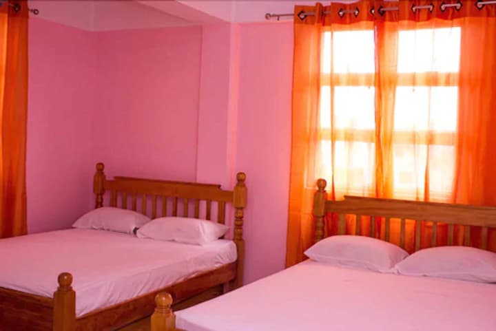 La Flamboyant Hotel