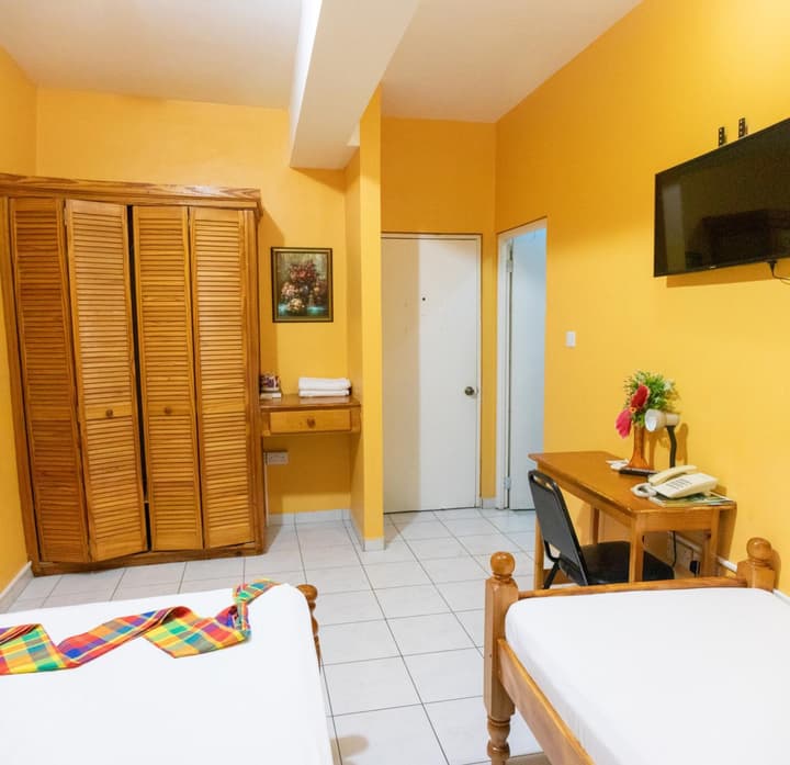 La Flamboyant Hotel