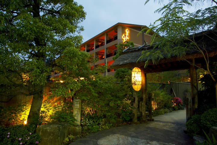HAKONE Setsugetsuka