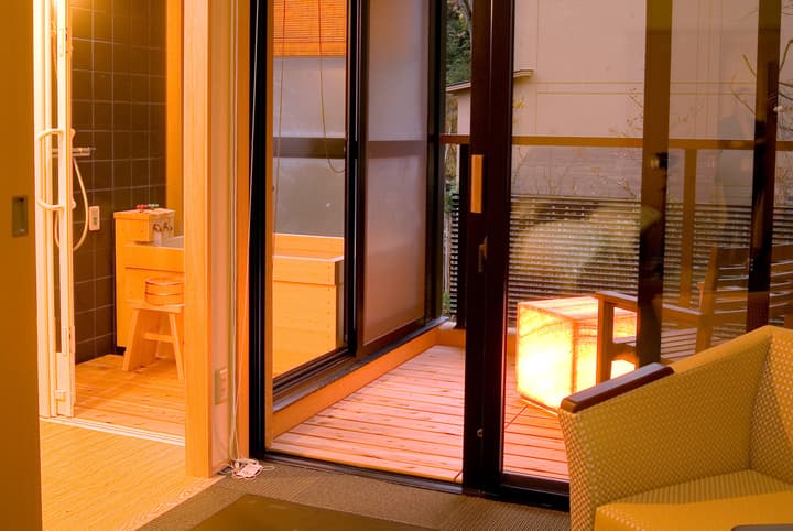HAKONE Setsugetsuka
