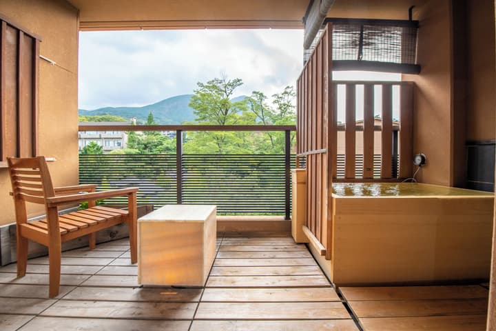 HAKONE Setsugetsuka