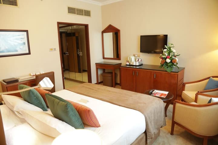 THE PARK HOTEL Formerly Al Jawhara Gardens