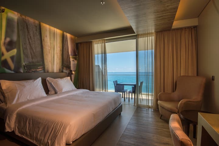 Saccharum Resort