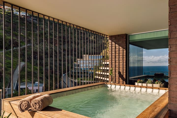 Saccharum Resort