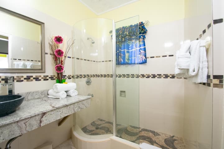 Mandeview Hotel