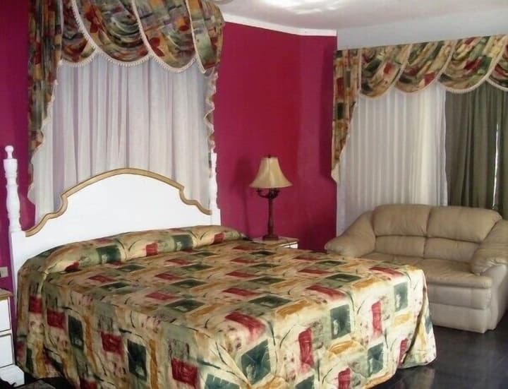 Mandeview Hotel